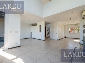 Casa en venta con renta - Barrio Privado Los Tacos
