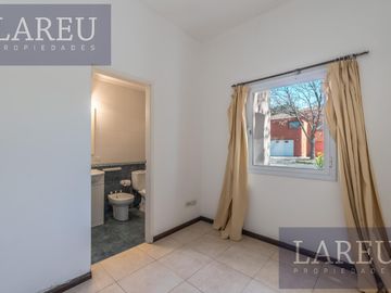 Casa en venta con renta - Barrio Privado Los Tacos