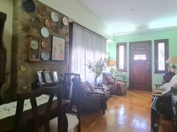 ¡Gran oportunidad! Casa en Florida Mitre, de 4 ambientes con gran jardín-En Venta