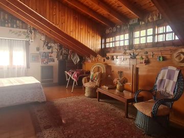 ¡Gran oportunidad! Casa en Florida Mitre, de 4 ambientes con gran jardín-En Venta