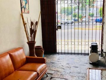 CASA EN VENTA, PROL. DIVISIÓN DEL NORTE, XOCHIMILCO, USO MIXTO