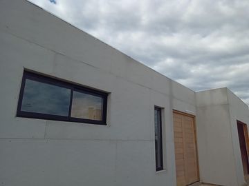 Casa en venta - 3 Dormitorios 2 Baños - 550Mts2 - Pilar del Este