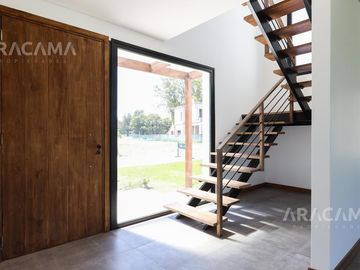 Casa en VENTA en Barrio Privado Lomas Athletic Links - Ezeiza