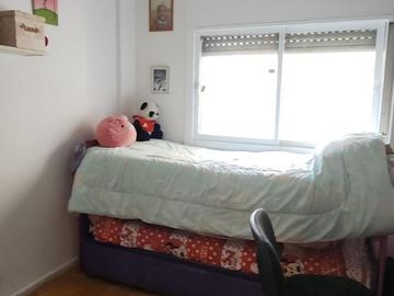 DEPARTAMENTO  4 AMB , MUY LUMINOSO!! APTO CREDITO! APTO PROFESIONAL!