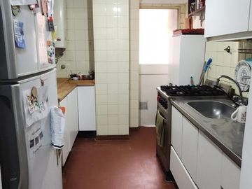 DEPARTAMENTO  4 AMB , MUY LUMINOSO!! APTO CREDITO! APTO PROFESIONAL!