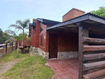 Hermosa Cabaña tipo chalet  en Nueva Atlantis a metros del mar!!