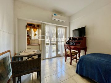 RESERVADO Departamento de 1 ambiente con balcón saliente - Plaza Colon Mar del Plata