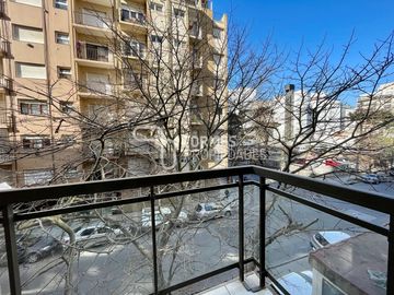 RESERVADO Departamento de 1 ambiente con balcón saliente - Plaza Colon Mar del Plata