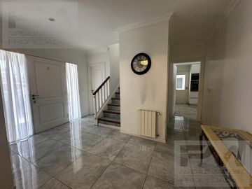 Casa en  venta Country Campos de Alvarez