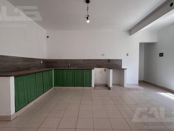 Casa en Venta en Ituzaingo - 3 Dormitorios - Quincho - Parque