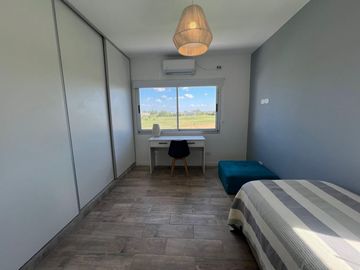 Casa en Venta al Golf - Haras Santa Maria - El Trebol