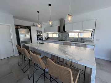 Casa en Venta al Golf - Haras Santa Maria - El Trebol