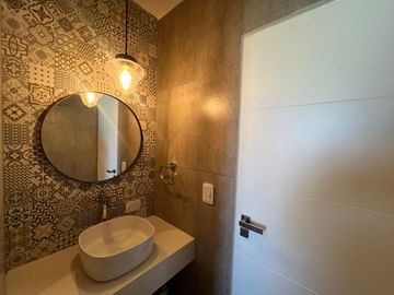 Casa en Venta al Golf - Haras Santa Maria - El Trebol