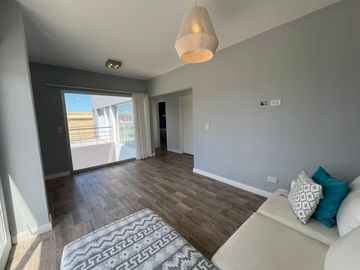 Casa en Venta al Golf - Haras Santa Maria - El Trebol