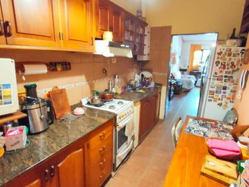 Casa de 3 dormitorios en VENTA en barrio privado a 7 cuadras de Barrio Norte, SMT