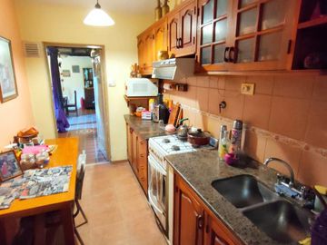 Casa de 3 dormitorios en VENTA en barrio privado a 7 cuadras de Barrio Norte, SMT