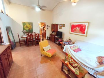 Casa de 3 dormitorios en VENTA en barrio privado a 7 cuadras de Barrio Norte, SMT