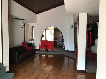 Casa en  zona Norte con pileta y cancha de fronton