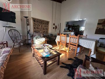 CHALET EN VENTA -Castelar