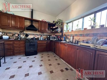 CHALET EN VENTA -Castelar