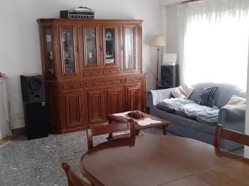 Casa en 1 planta 3 ambientes patio. Olivos.