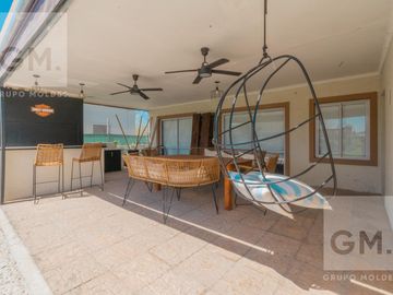 Hermosa casa en alquiler en Country Boca Ratón! Con Pileta y Parrilla!