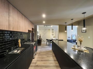 Venta Departamento Semipiso Tres Dormitorios A Estrenar. Lourdes
