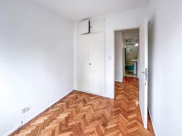 Venta CON RENTA departamento 4 ambientes zona Cid Campeador Villa Crespo Caballito Parque Centenario