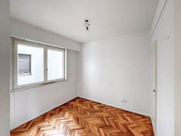 Venta CON RENTA departamento 4 ambientes zona Cid Campeador Villa Crespo Caballito Parque Centenario