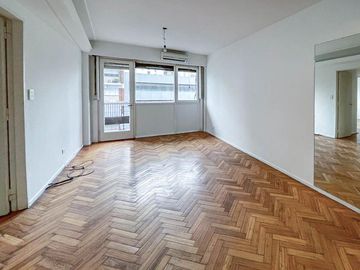 Venta CON RENTA departamento 4 ambientes zona Cid Campeador Villa Crespo Caballito Parque Centenario
