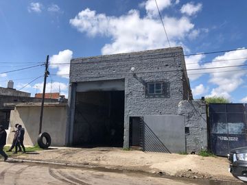 Villa Centenario, Lomas de Zamora, Galpón Industrial 386 m2 Terreno 488 m2