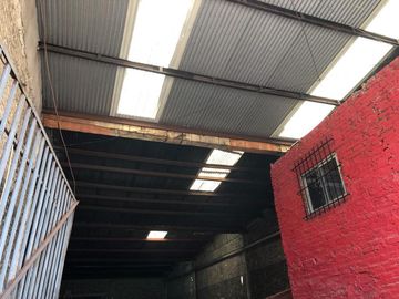 Villa Centenario, Lomas de Zamora, Galpón Industrial 386 m2 Terreno 488 m2