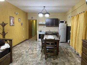 DEPTO EN VENTA EN MAR DE AJO -GAS NATURAL- CERCA DEL MAR