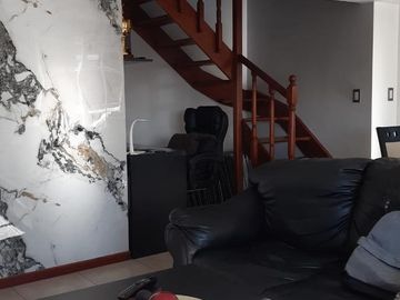 Venta departamento duplex de 3 ambientes en San Isidro.