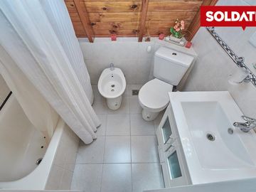 Venta departamento duplex de 3 ambientes en San Isidro.