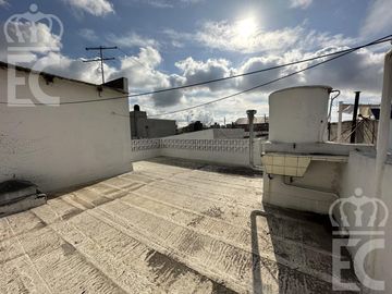 VENTA  - PH - 3 ambientes con patio - Lanús Este.