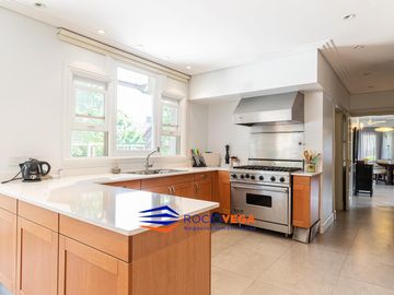 Casa en  venta en San Diego Country Club, Francisco Alvarez, Moreno