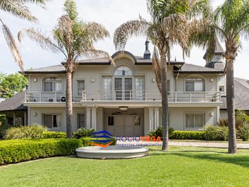 Casa en  venta en San Diego Country Club, Francisco Alvarez, Moreno
