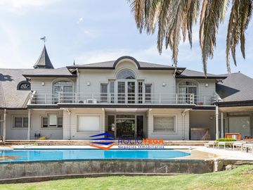 Casa en  venta en San Diego Country Club, Francisco Alvarez, Moreno