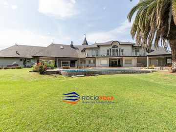 Casa en  venta en San Diego Country Club, Francisco Alvarez, Moreno