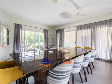 Casa en  venta en San Diego Country Club, Francisco Alvarez, Moreno