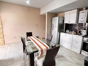 Departamento reciclado de 1 dormitorio en VENTA en Córdoba al 800. Apto crédito!