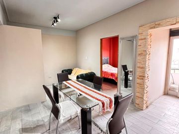 Departamento reciclado de 1 dormitorio en VENTA en Córdoba al 800. Apto crédito!