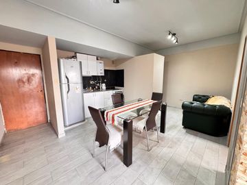Departamento reciclado de 1 dormitorio en VENTA en Córdoba al 800. Apto crédito!