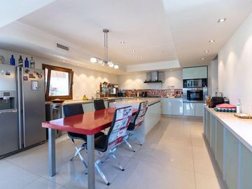 Venta casa de 7 ambientes en Buenos Aires Golf Club