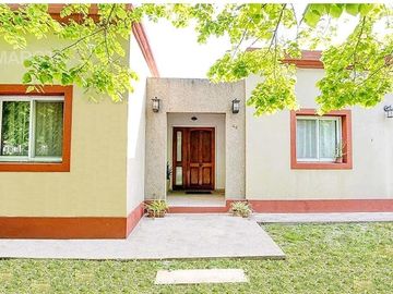 CASA EN VENTA EN BARRIO PRIVADO SAN LUCAS - APTA A CREDITO - MAROTO PROPIEDADES-
