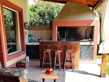 CASA EN VENTA EN BARRIO PRIVADO SAN LUCAS - APTA A CREDITO - MAROTO PROPIEDADES-