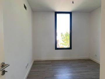 Casa en venta a la laguna en San Matías, Área 1-  4 dormitorios