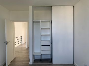 Casa en venta a la laguna en San Matías, Área 1-  4 dormitorios