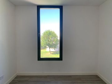 Casa en venta a la laguna en San Matías, Área 1-  4 dormitorios